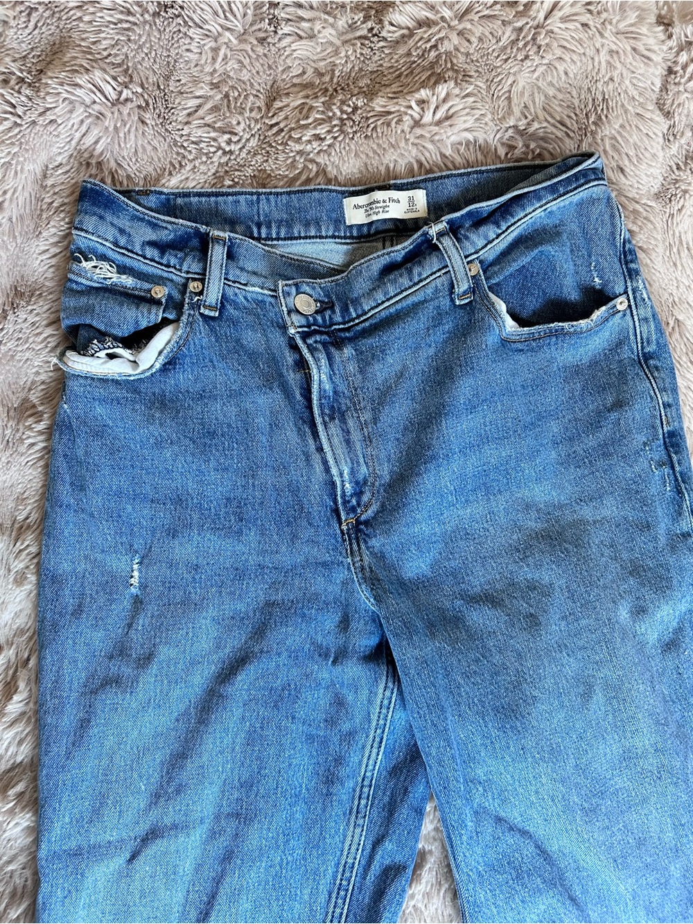 2 A&F Straight Leg Jeans Bundle! - Picture 5 of 6